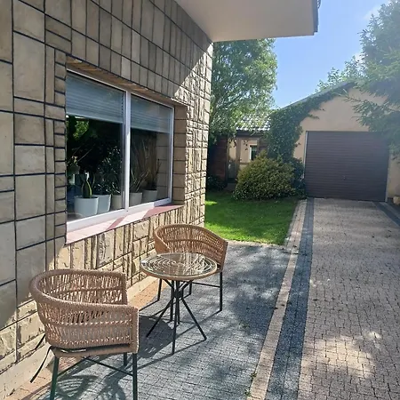 ホームステイ Anna